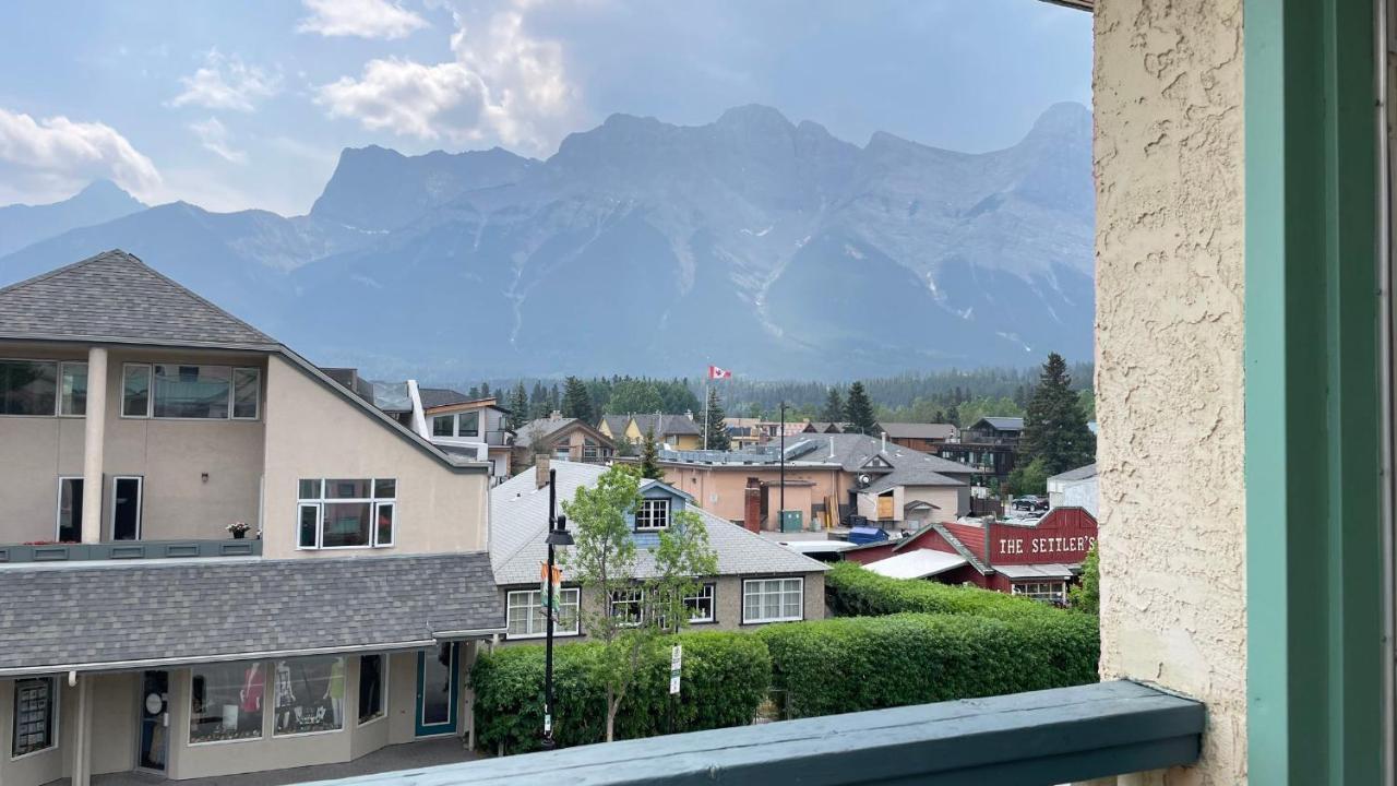 Unit #302 Mountain View 2 Beds In Dt Apartment Canmore Exterior foto